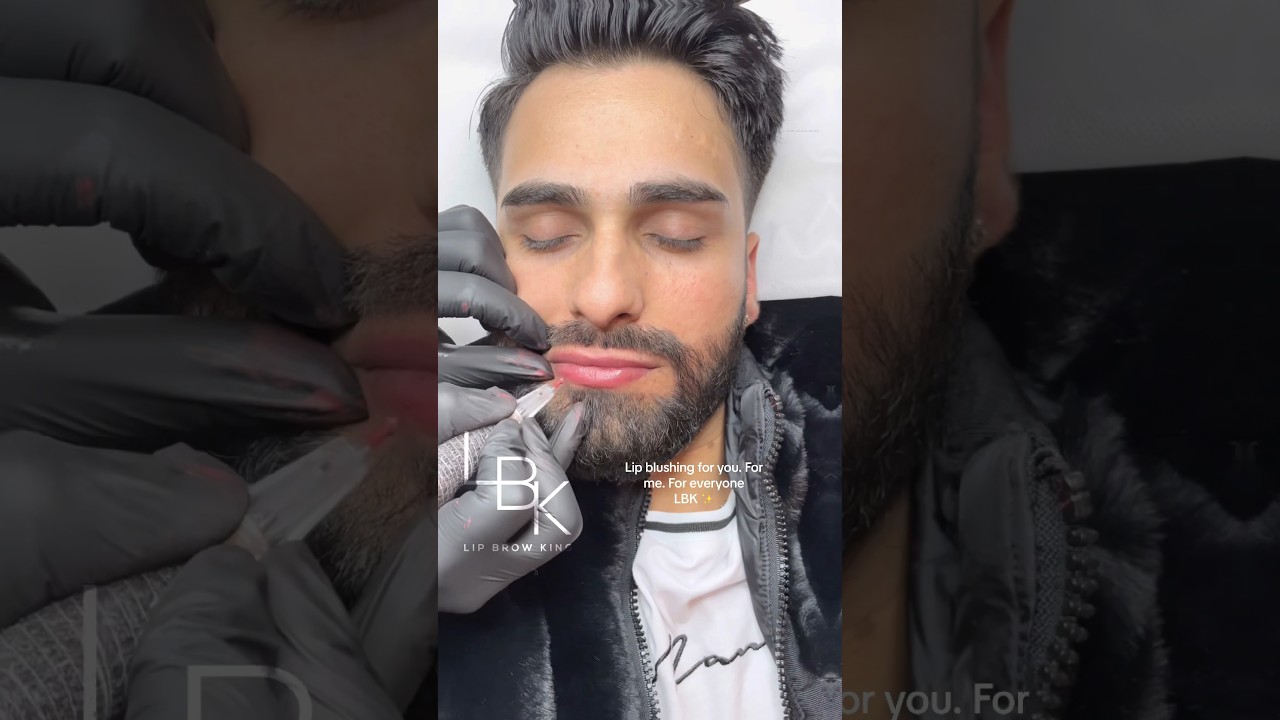 Men’s lip blush tattoo 🎨 creating the most natural results. 