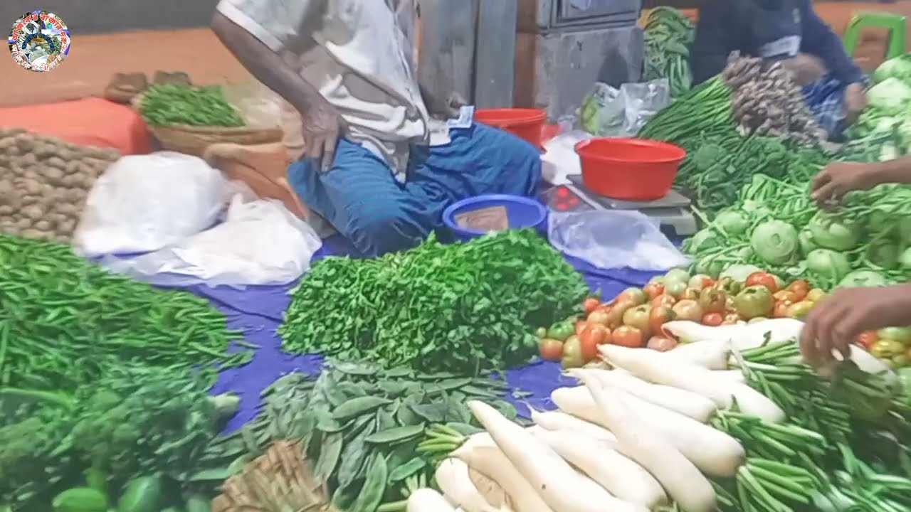 রাস্তায় তাজা সবজি বিক্রি দাম কি সস্তা | তাজা তাজা সবজির দাম জানুন | Fresh Vegetables Price Mogbazar 