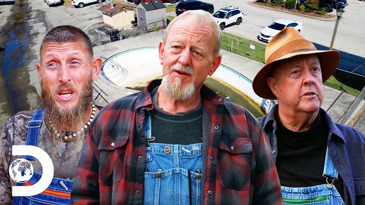 Josh Escapes Police Raid After Disastrous Bust | Moonshiners