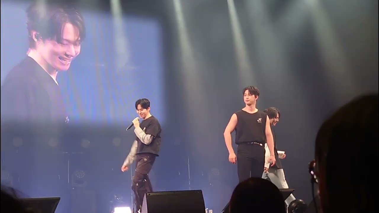 2025.11.21 ONEUS WORLD TOUR [H_OUR, US] in JAPAN zepposakabayside ENCORE
