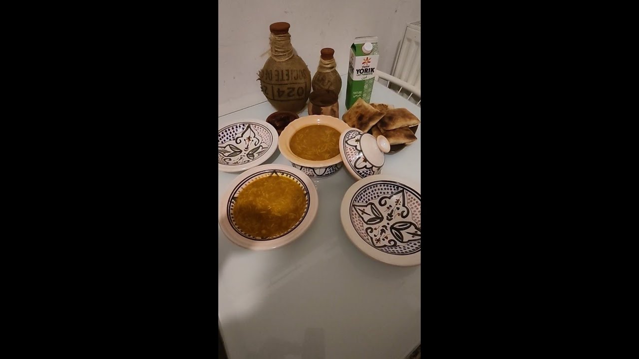 Chorba inratable pour débutante, table maghrébine, Maghreb united