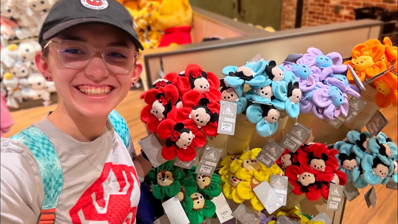 Tsum Tsums are BACK at Disney Springs?!? My Favorite Collector Stores & NEW Drop Shop