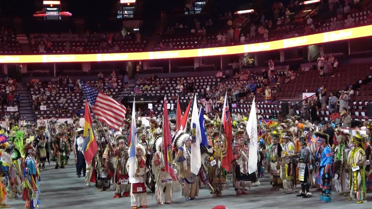 Calgary Stampede features competitive powwow at the Saddledome