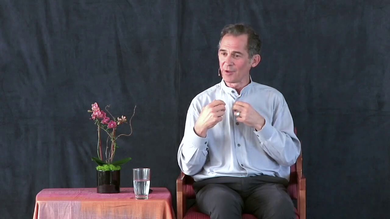 How Does Consciousness Veil Itself?
