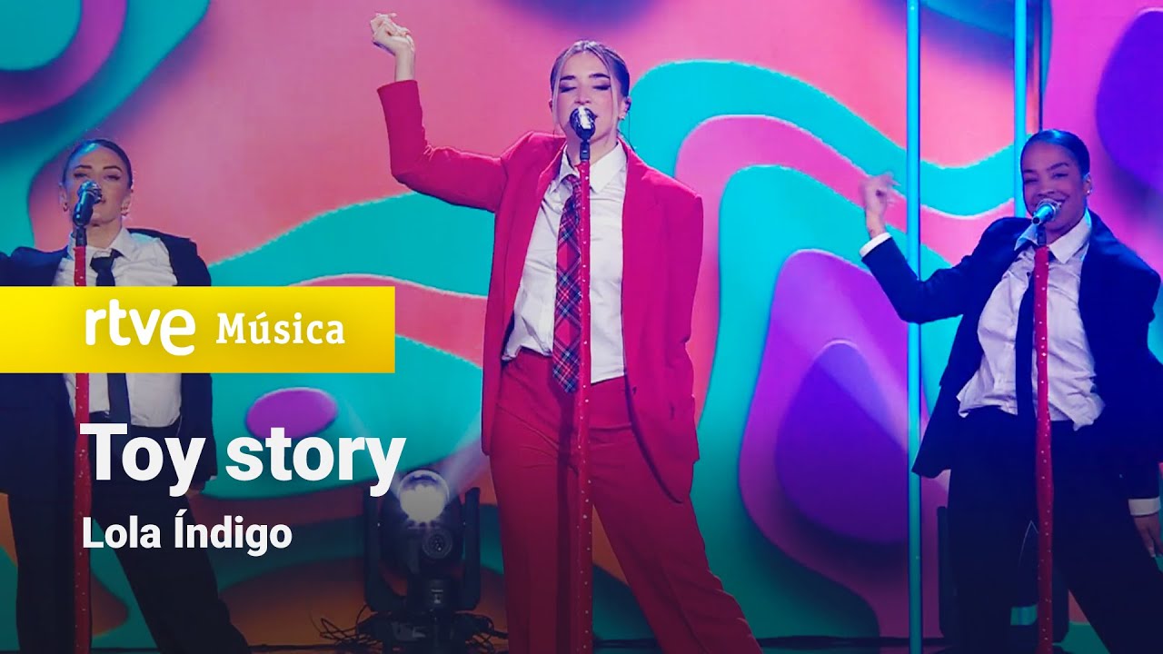Lola Índigo – “Toy story” (¡Feliz 2023!)