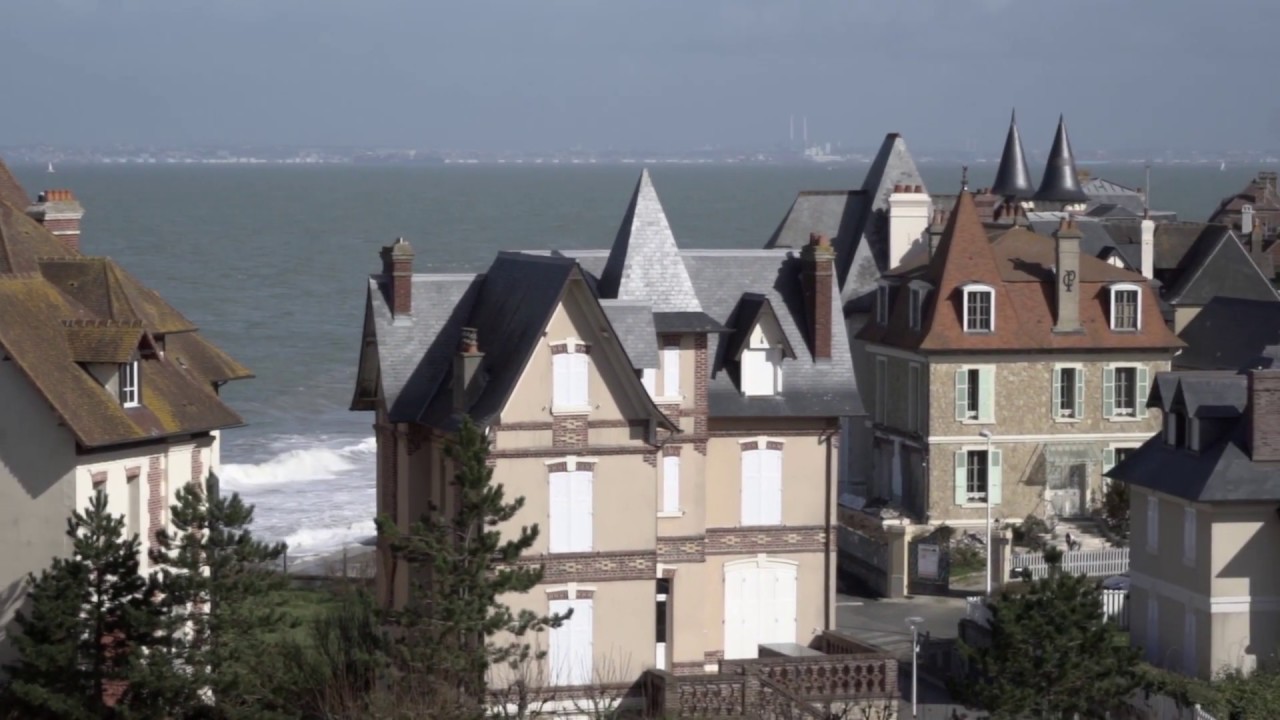 BLONVILLE-SUR-MER : Film - appartement 56