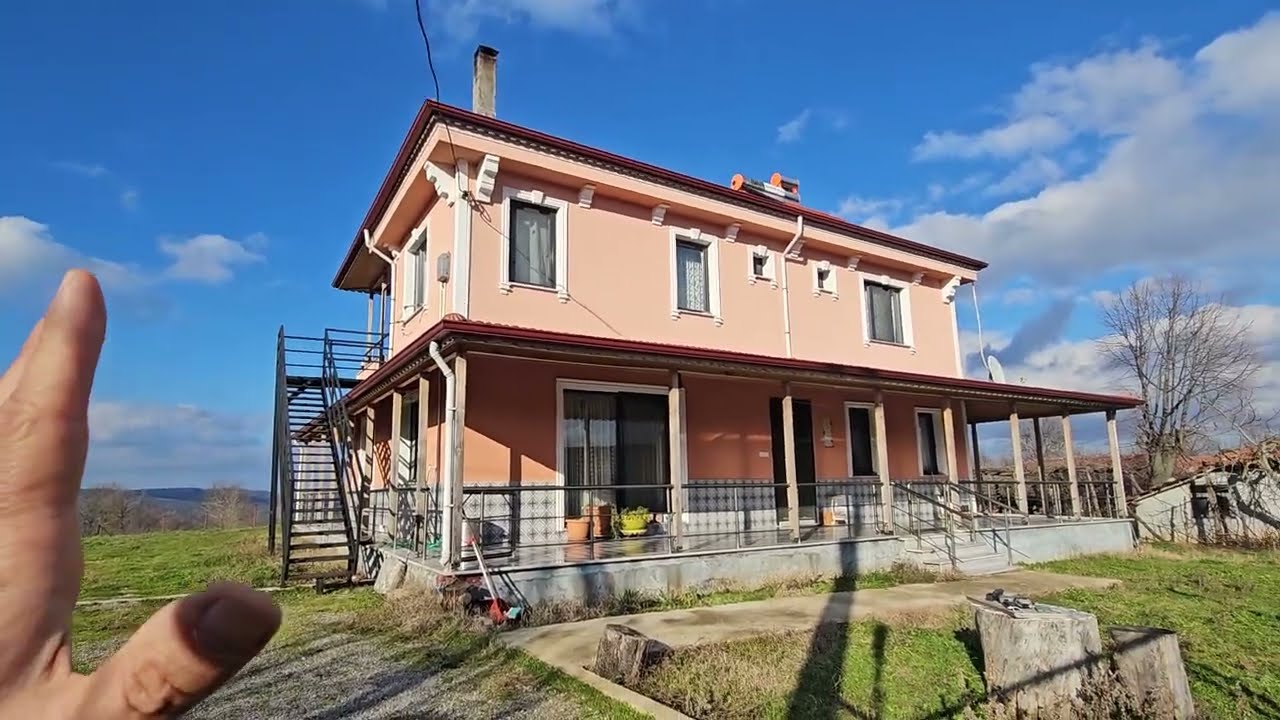 Satılık 1200 m2 arsa 2 kat 5+1 250 m2 beton erme bina ve depoları