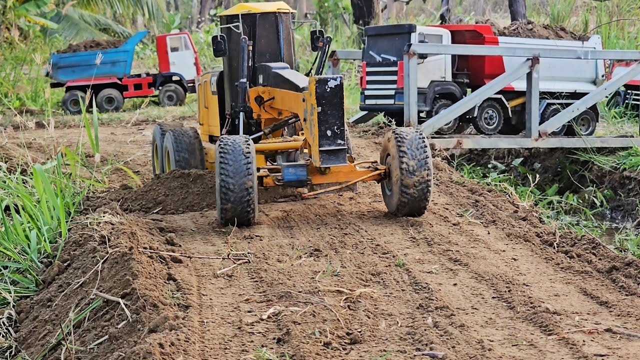 (Ep15)​ Construction of a river crossing road with a truck Kamaz Hino Scaina Man And  Grader& Dozer 