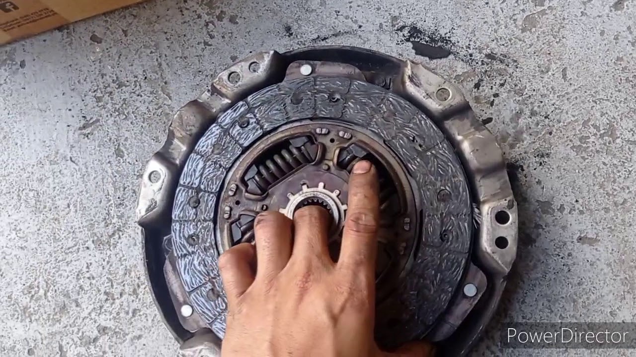 paano palambutin ang clutch pedal ng sasakyan nyo.
