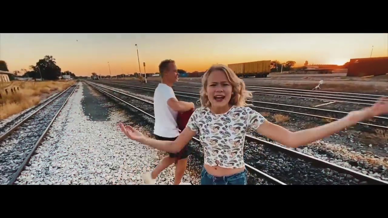 Nein Steffen Nein (Official Music Video) 015207648472
