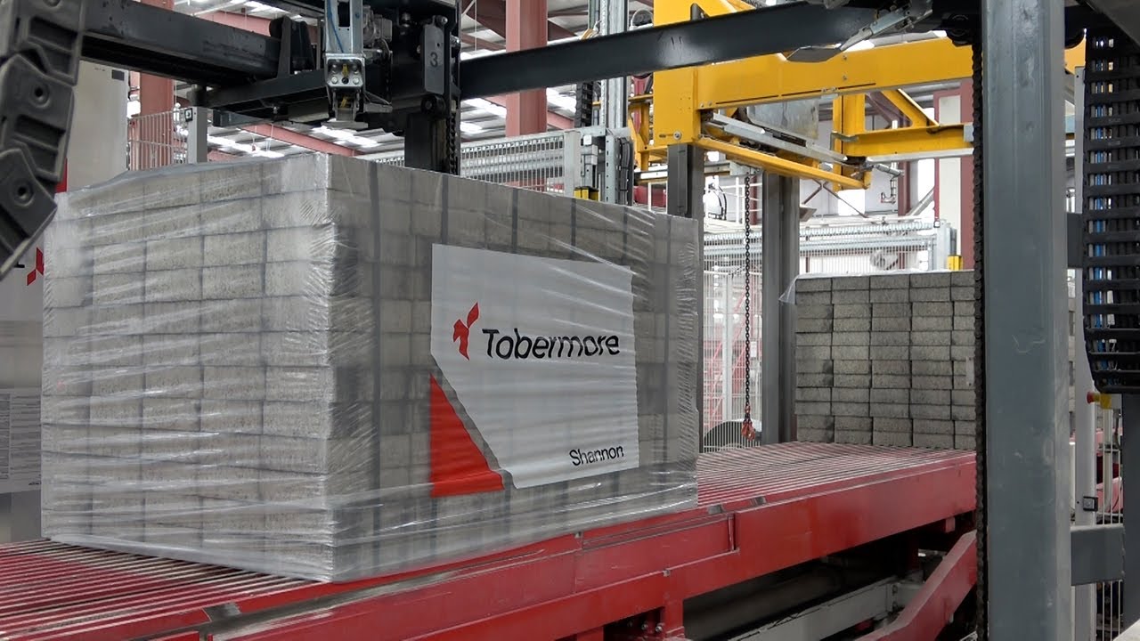 Lachenmeier stretch hood wrapping of concrete blocks
