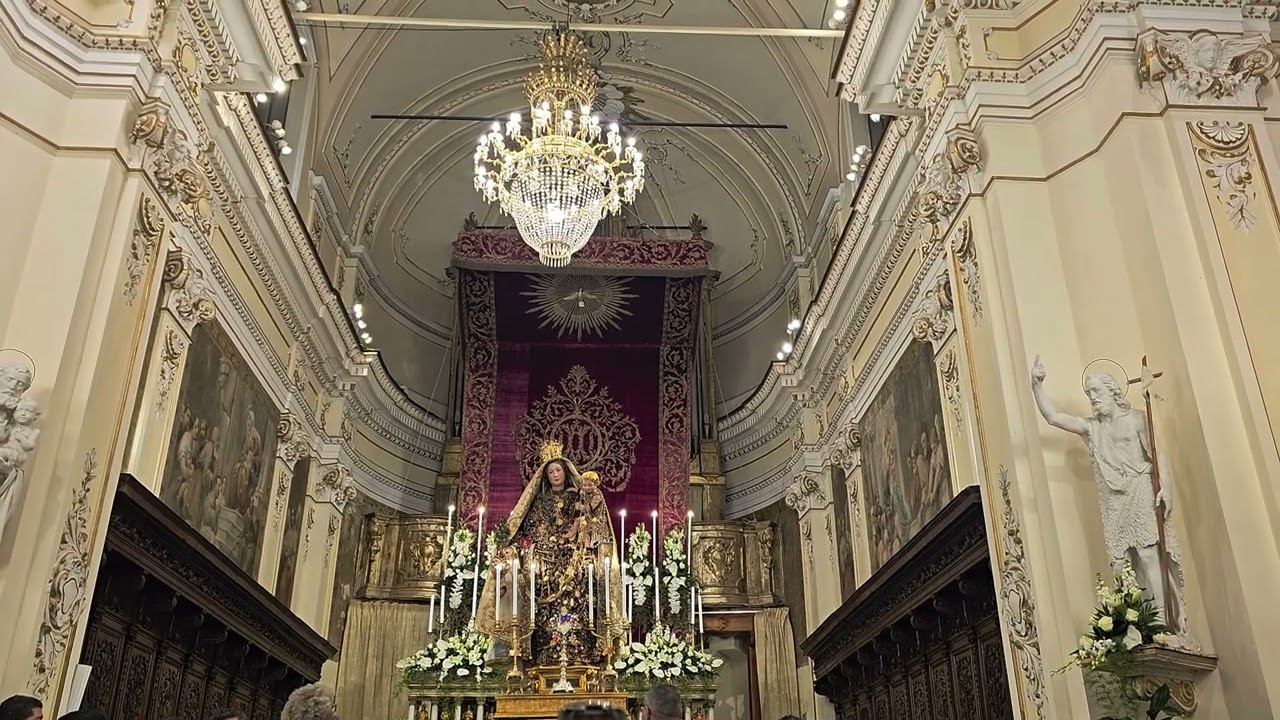 Aci Catena 11 Gennaio 2024 Al Canto della Salve Regina discesa del Simulacro Madonna della Catena 4K