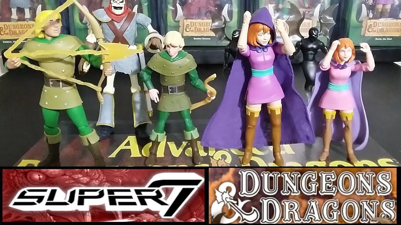 RETRO-WED: SUPER 7 ULTIMATES DUNGEONS AND DRAGONS FIGURES COMPARED TO HASBRO AND DISPLAYED