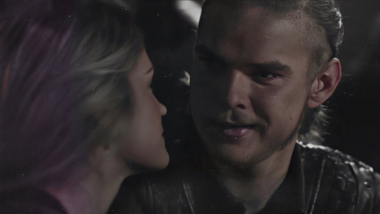 Are you with me? [hvitserk&freydis]