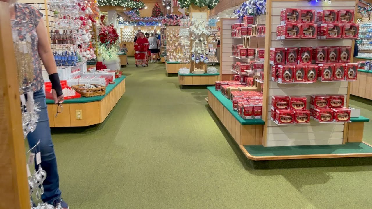 My trip to Bronner’s CHRISTmas Wonderland / owl city / 2023