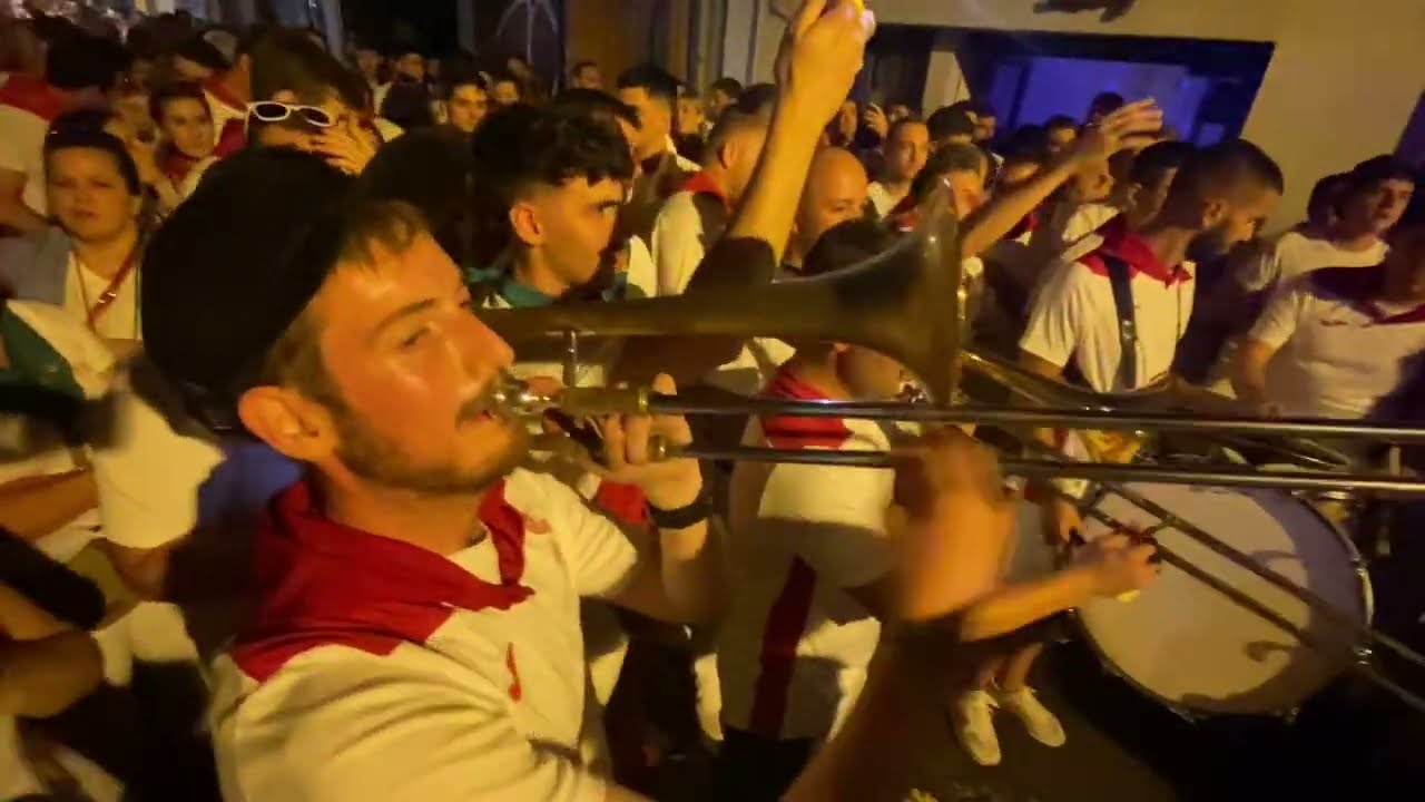 Strapalucio Txaranga: Peña Aldapa, SF 2022