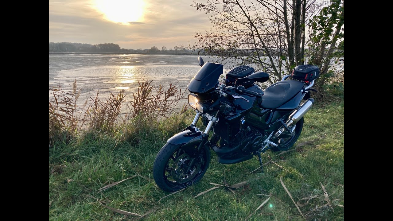 Chucky Grage - # 29 - BMW F800R 2014, wymiana oleju i niestety, nie udane kasowanie inspekcji.