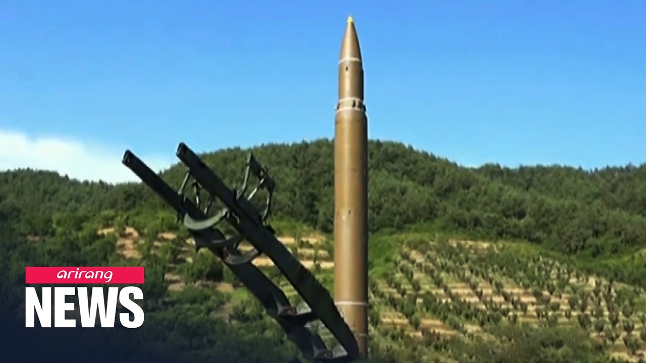 U.S. and Japan's defense chiefs discuss cooperation in East Asia region