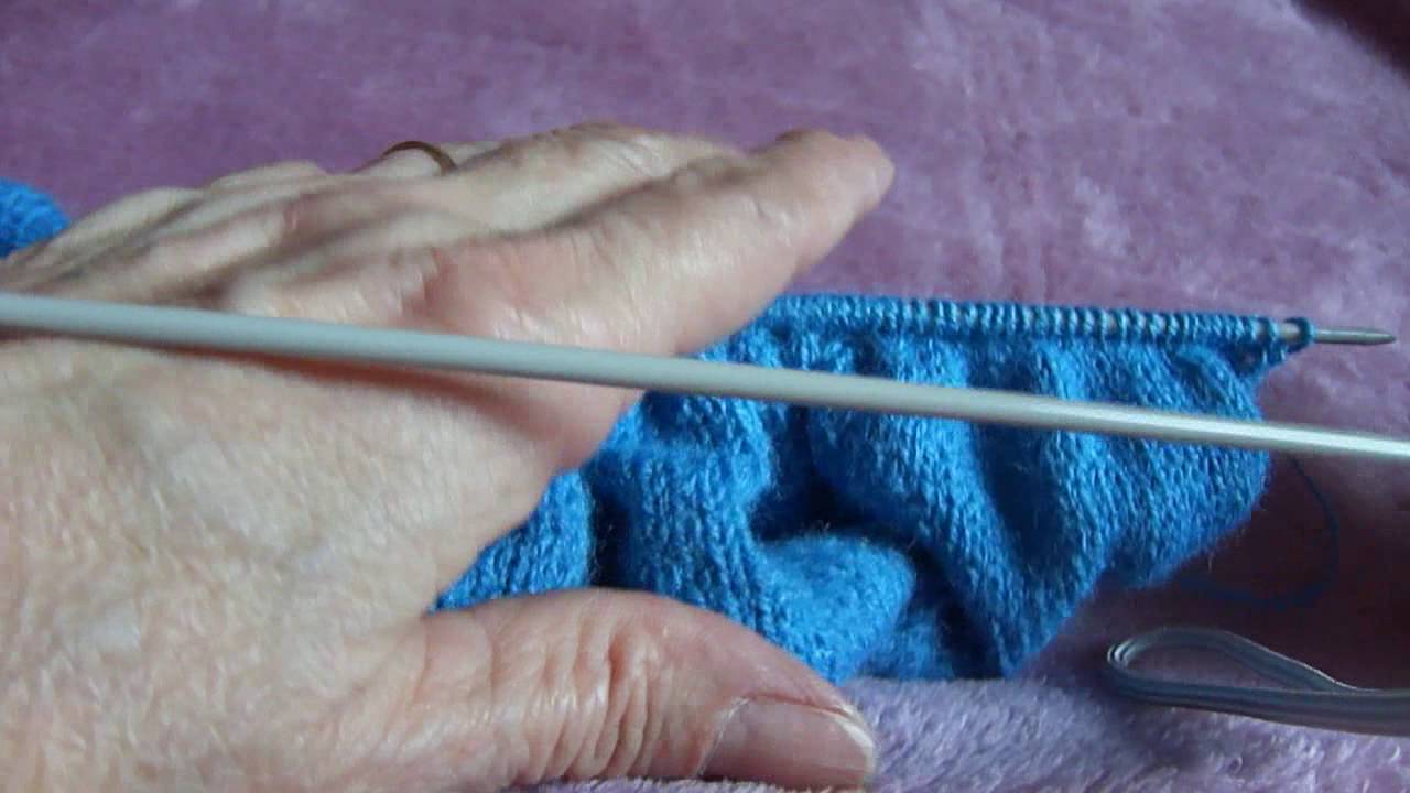 Manta redonda em tricô para bebê Parte 1