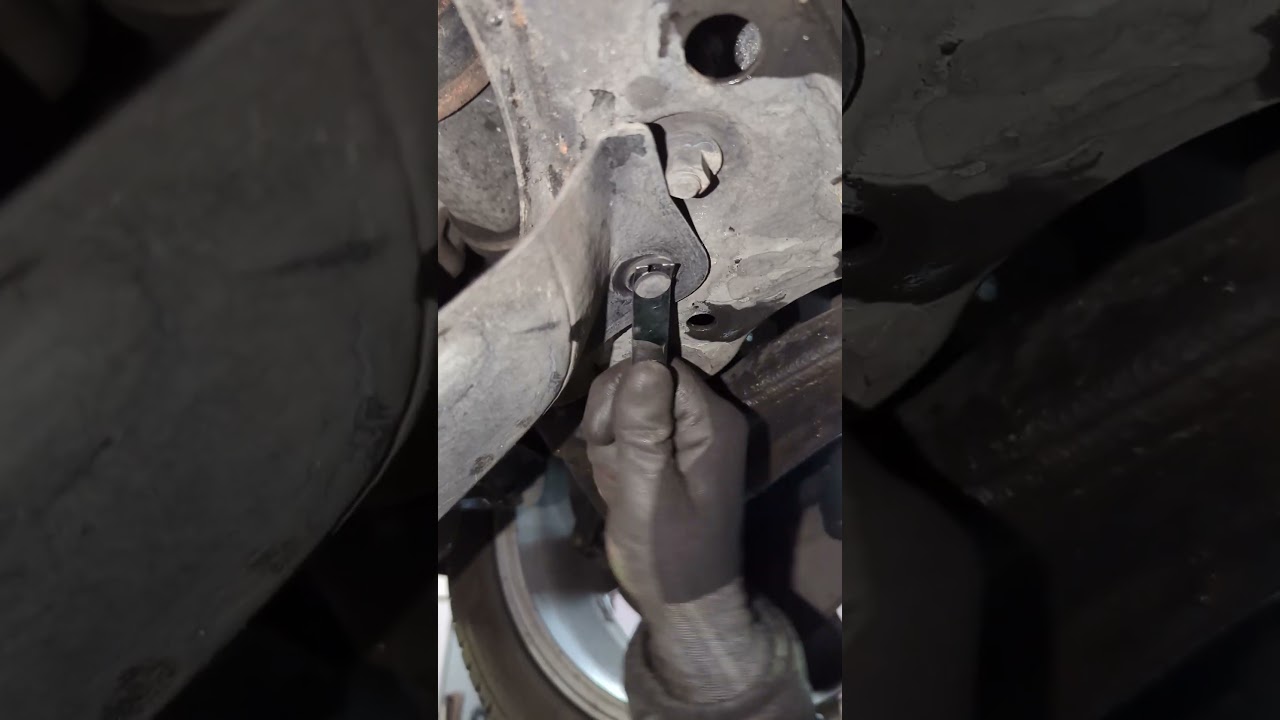 Oil change on an Toyota Avensis 