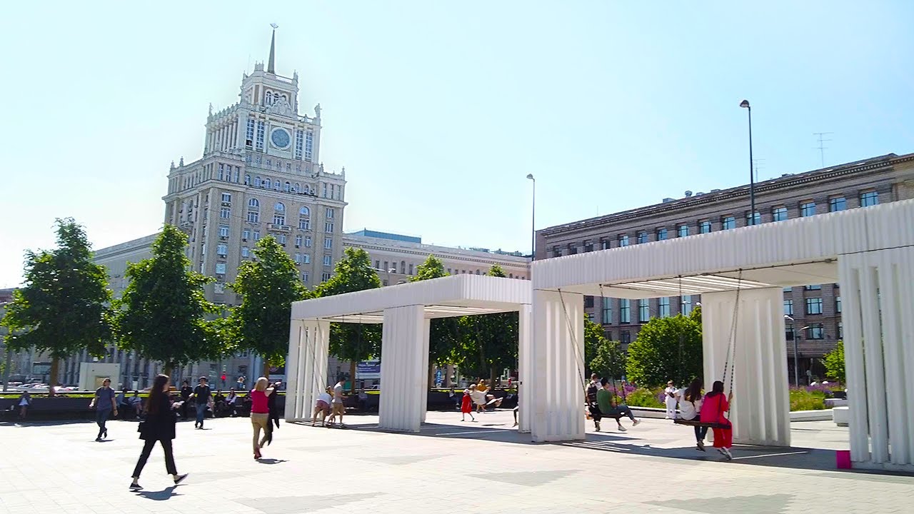 Прогулка по Патриаршим прудам. Москва.