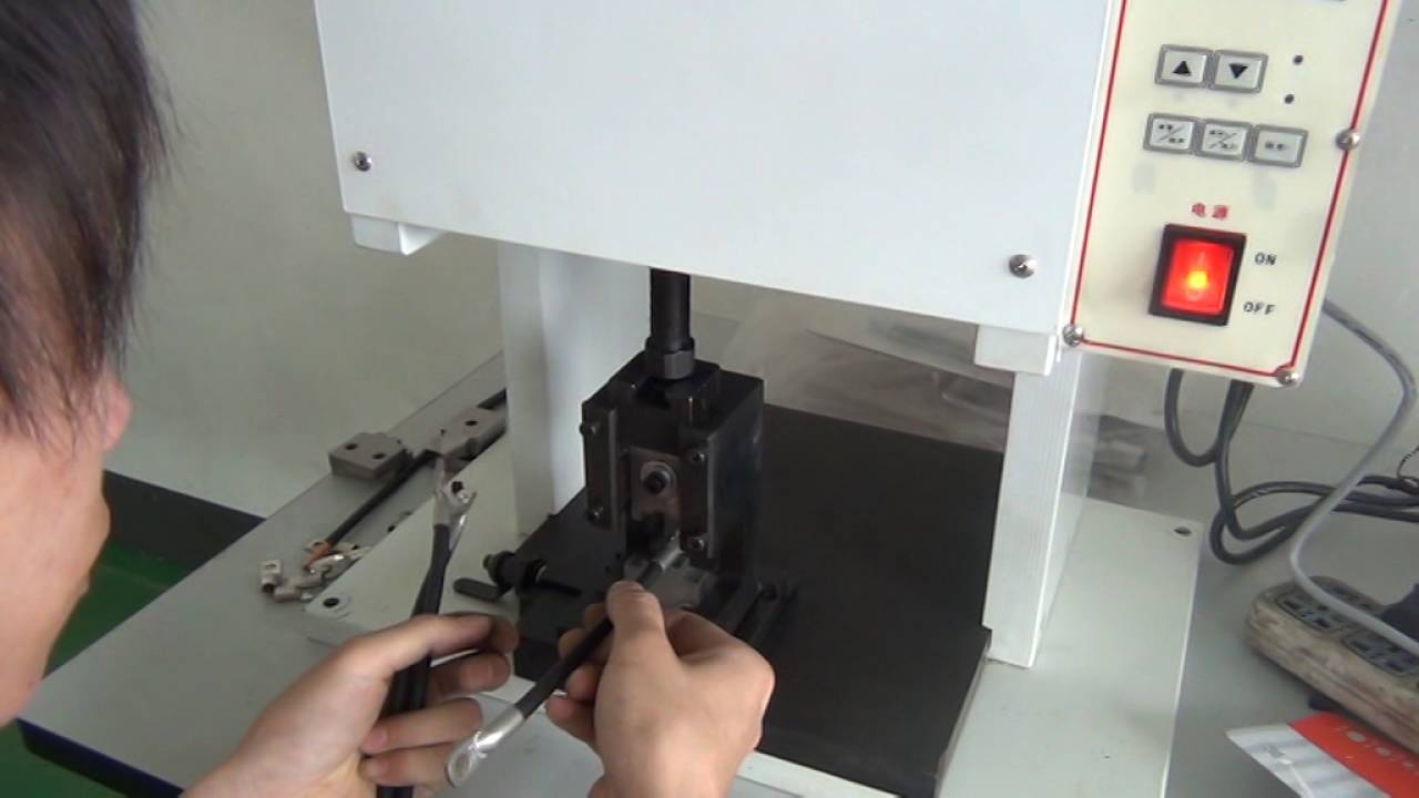 HC-8T Terminal  machine for confining pressure
