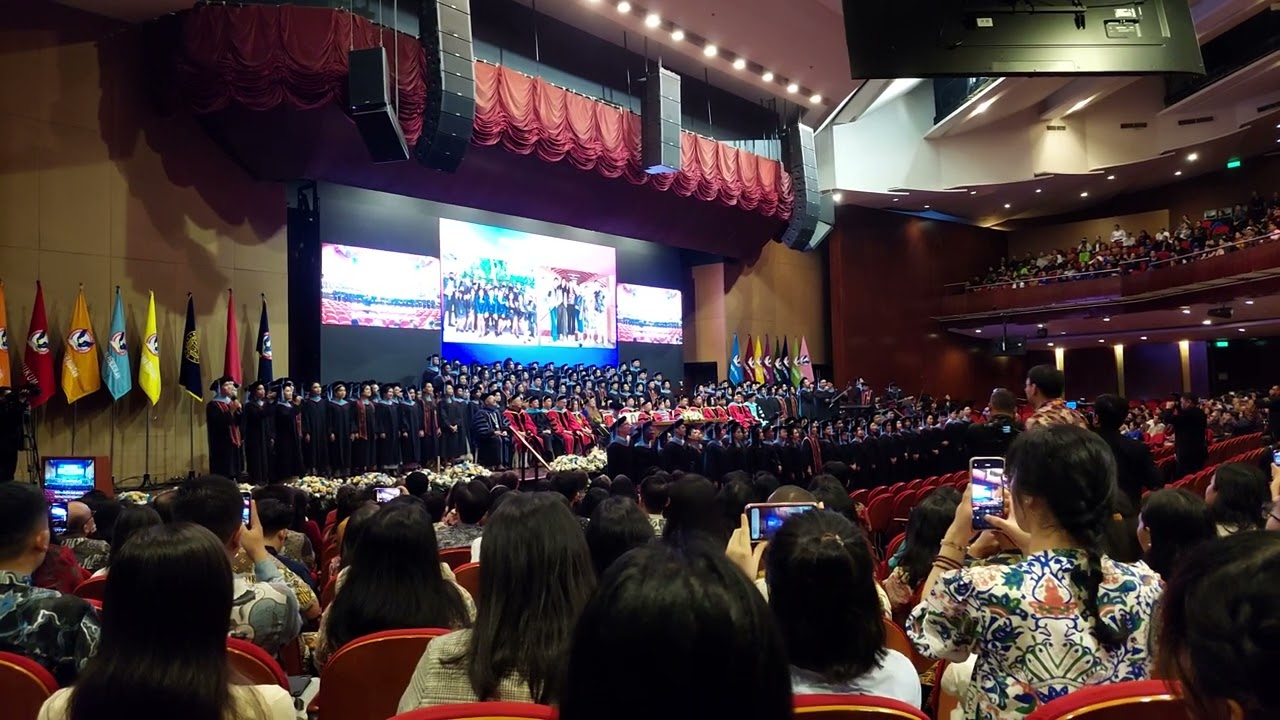 Perform Wisuda UPH - 16 Mei 2025