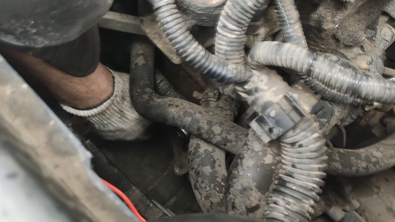 Замена фазорегулятора Renault Megane