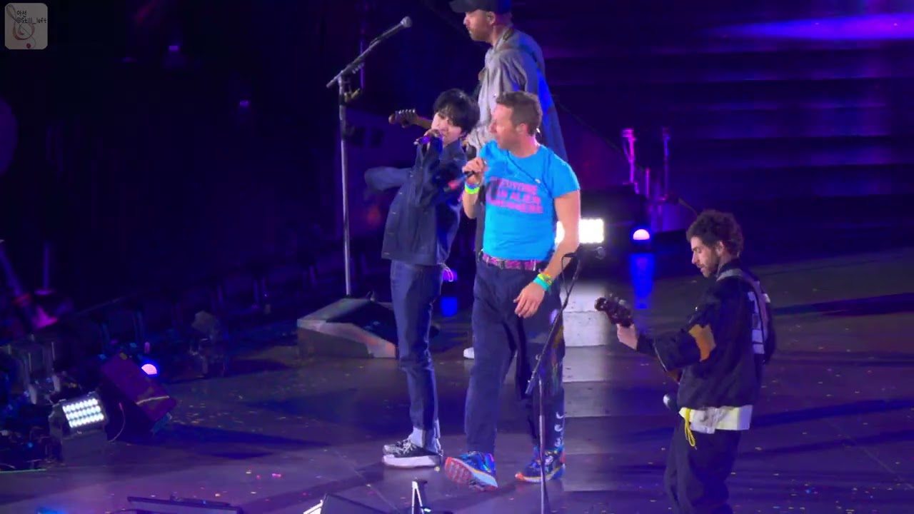 Coldplay with JIN of BTS - My Universe [250425 MUSIC OF THE SPHERES 콘서트]