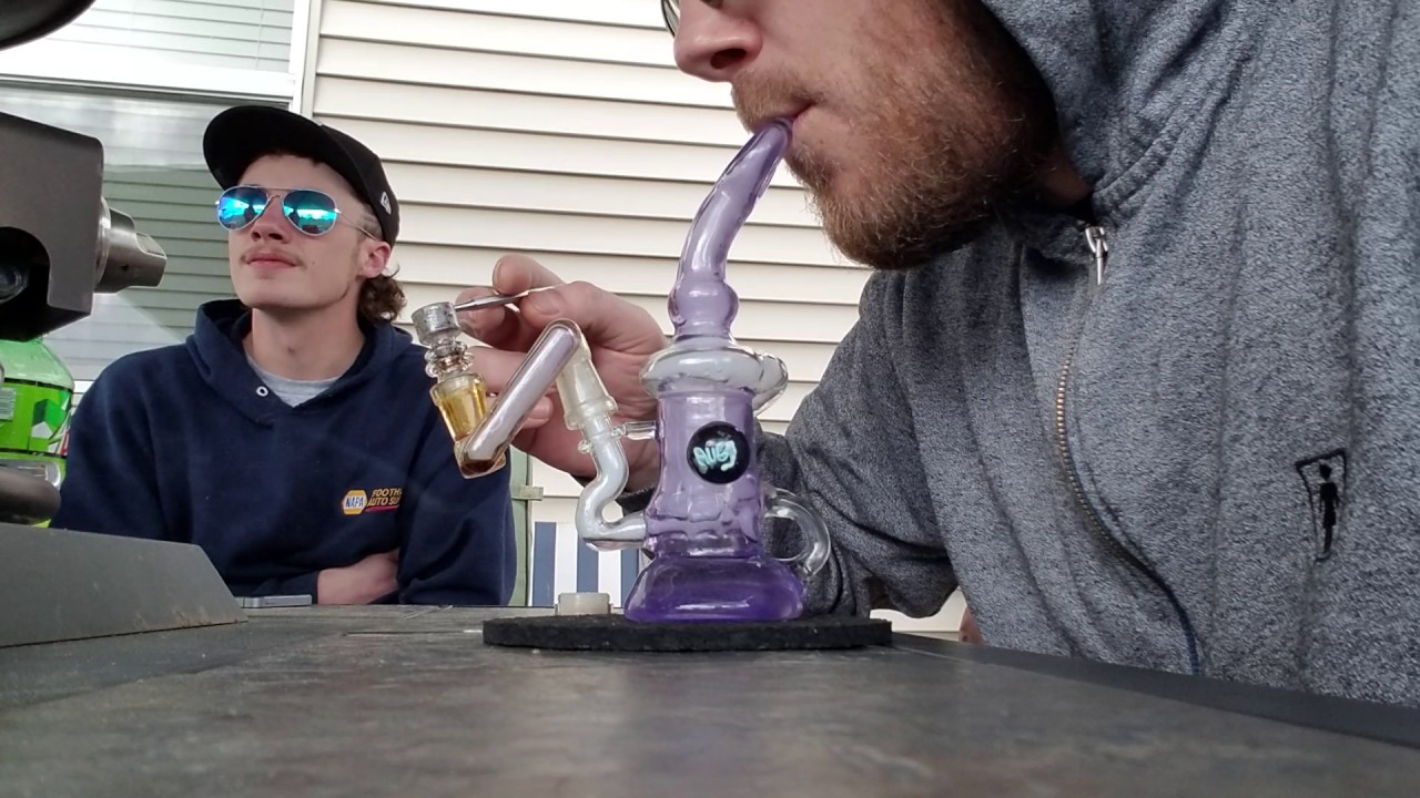Augy Glass