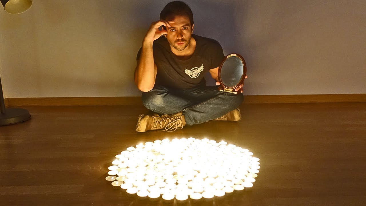 JUGANDO A HYAKUMONOGATARI EN DIRECTO (EL JUEGO DE LAS 100 VELAS) | Ritual Japonés