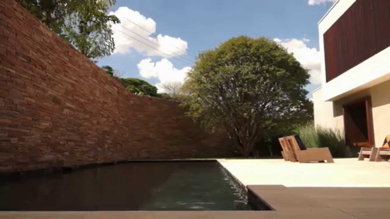 AH HOUSE | studio guilherme torres