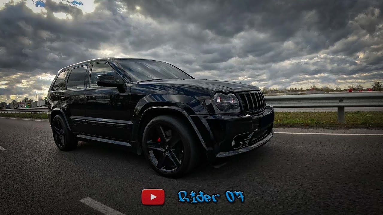 Jeep Grand Cherokee SRT8 WK1. Porsche Cayenne Turbo S vs SRT8