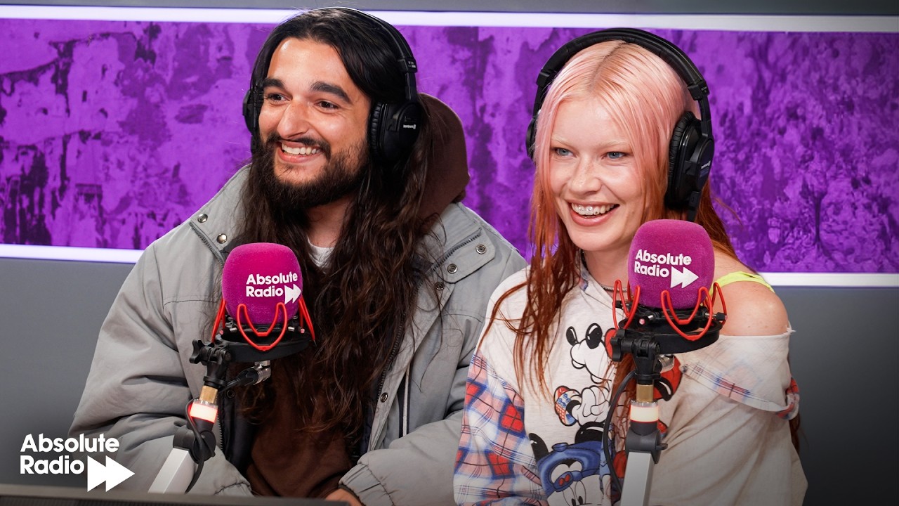 “I Was Forced Into Saying It!” 😳 Wet Leg on Their Comeback and Breaking America!