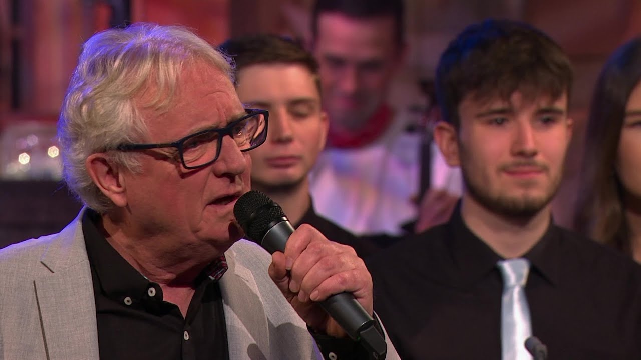 Cleif Harpwood, Hefin Elis ac Aelwyd y Waun Ddyfal - C&acirc;n yn ofer