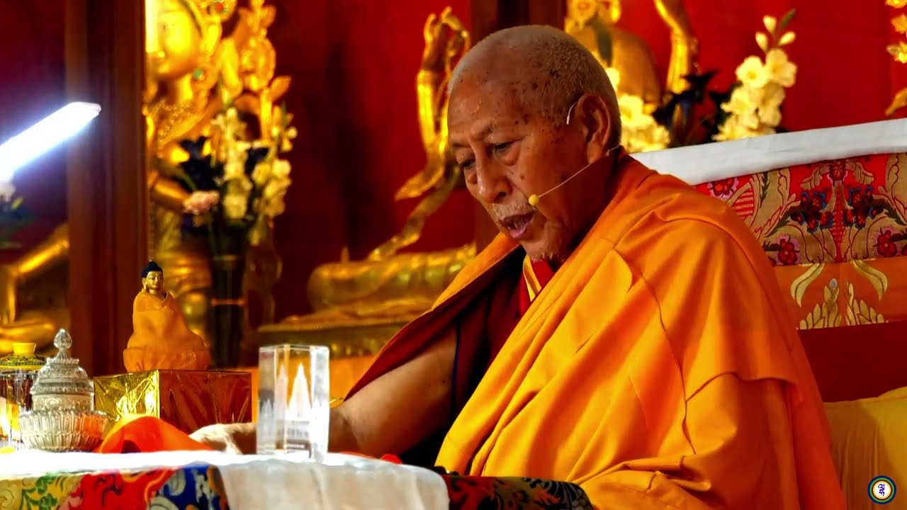 ༧སྐྱབས་རྗེ་སློབ་དཔོན་ཟམ་གདོང་རིན་པོ་ཆེ་མཆོག་གིས་ཤེས་རབ་སྙིང་པོའི་གསུང་ཆོས་གནང་བ།༼ཉིན་དང་པོ།༽