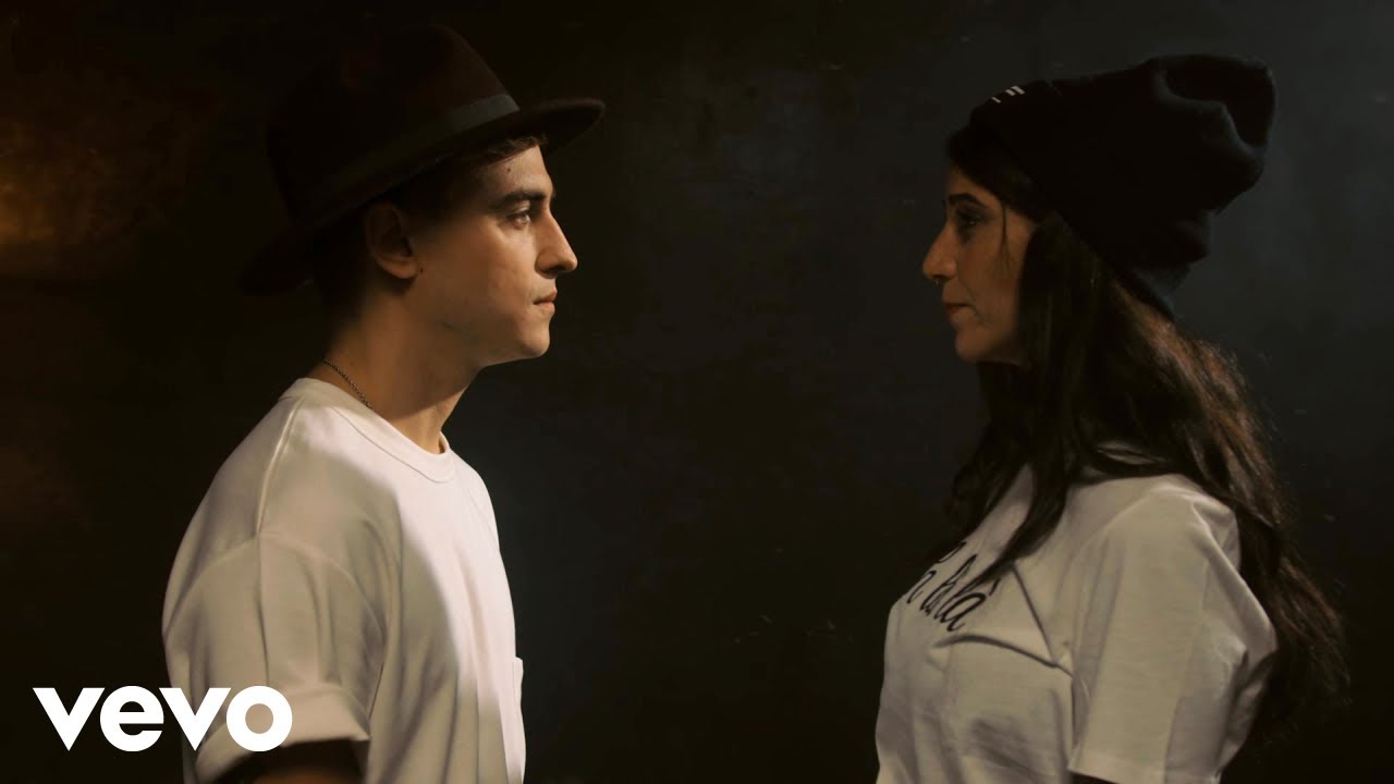 Manel Navarro & Bely Basarte - Quiéreme