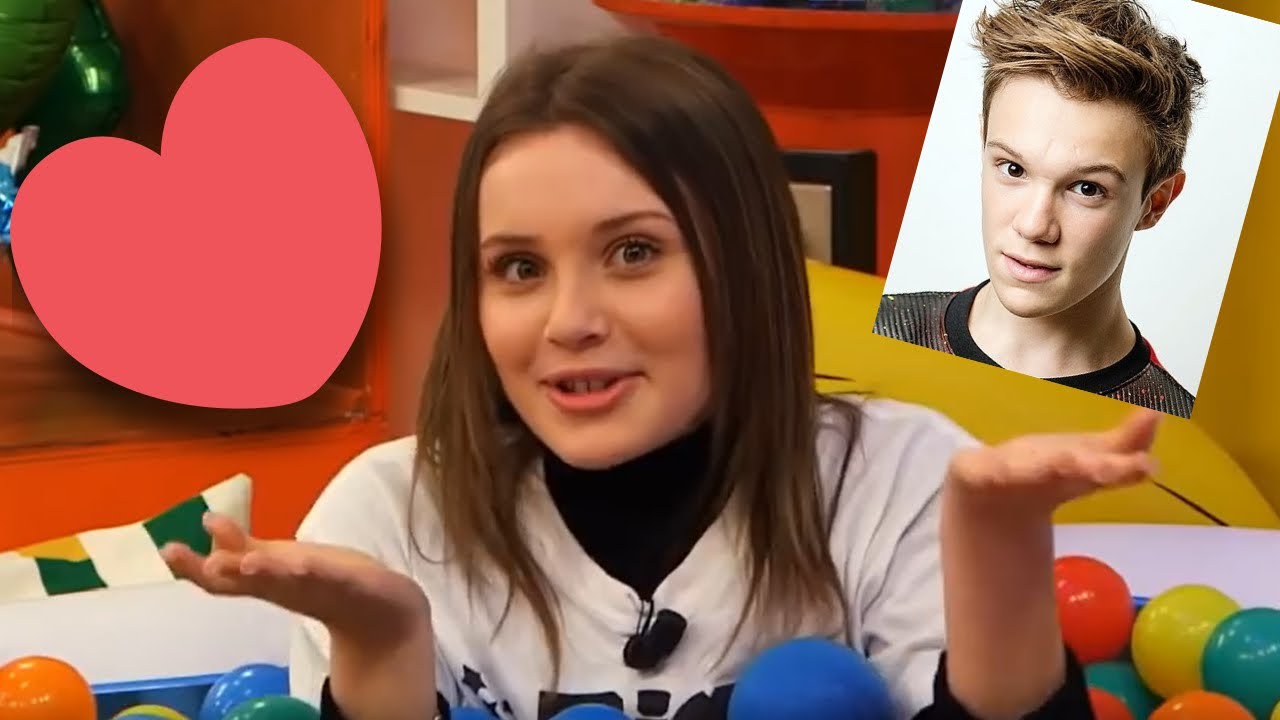 CARLA AMOUREUSE DE LENNI KIM ??