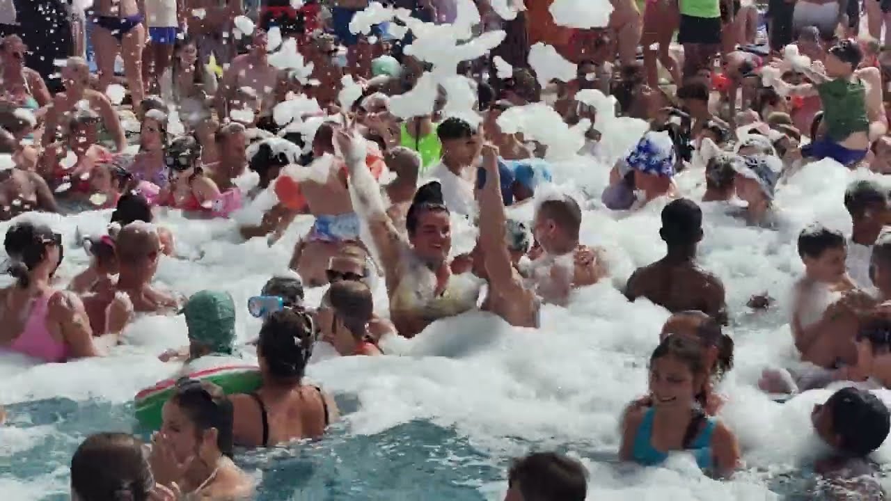 Sahara Beach AquaPark Resort Monastyr - Tunisia - Pool foam party