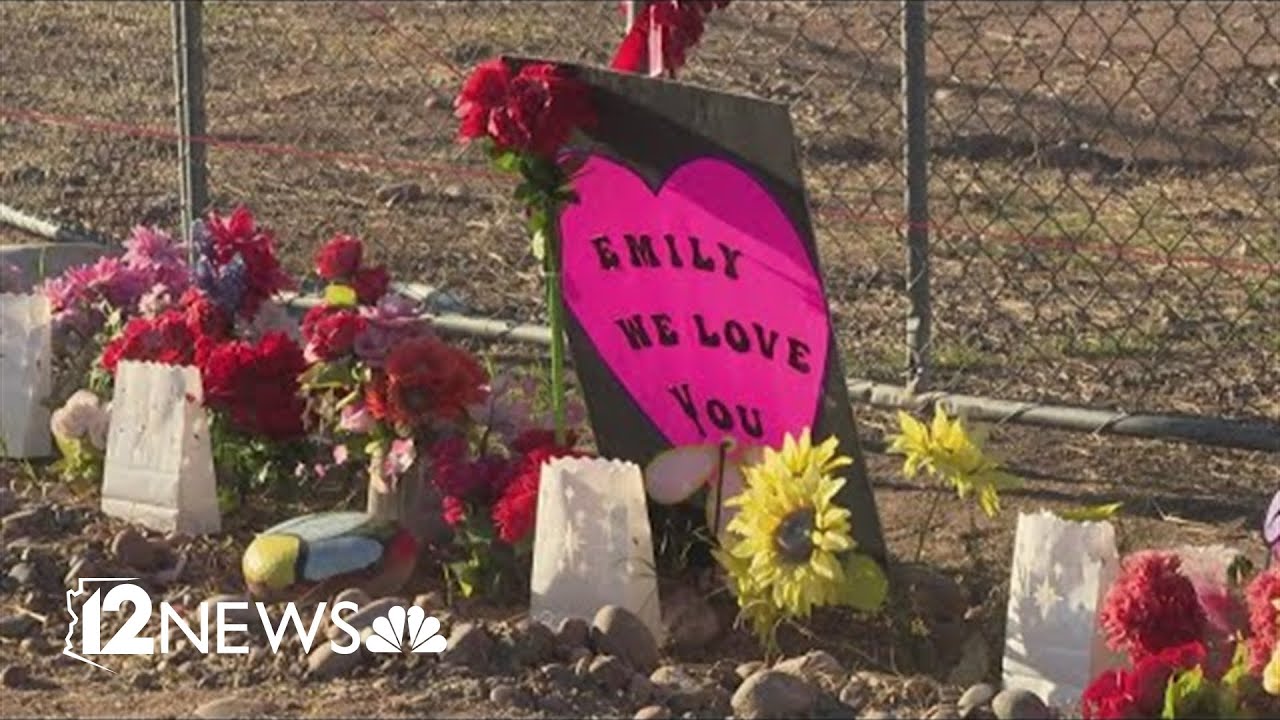 Community gathers to honor Emily Pike 1 year after her disappearance