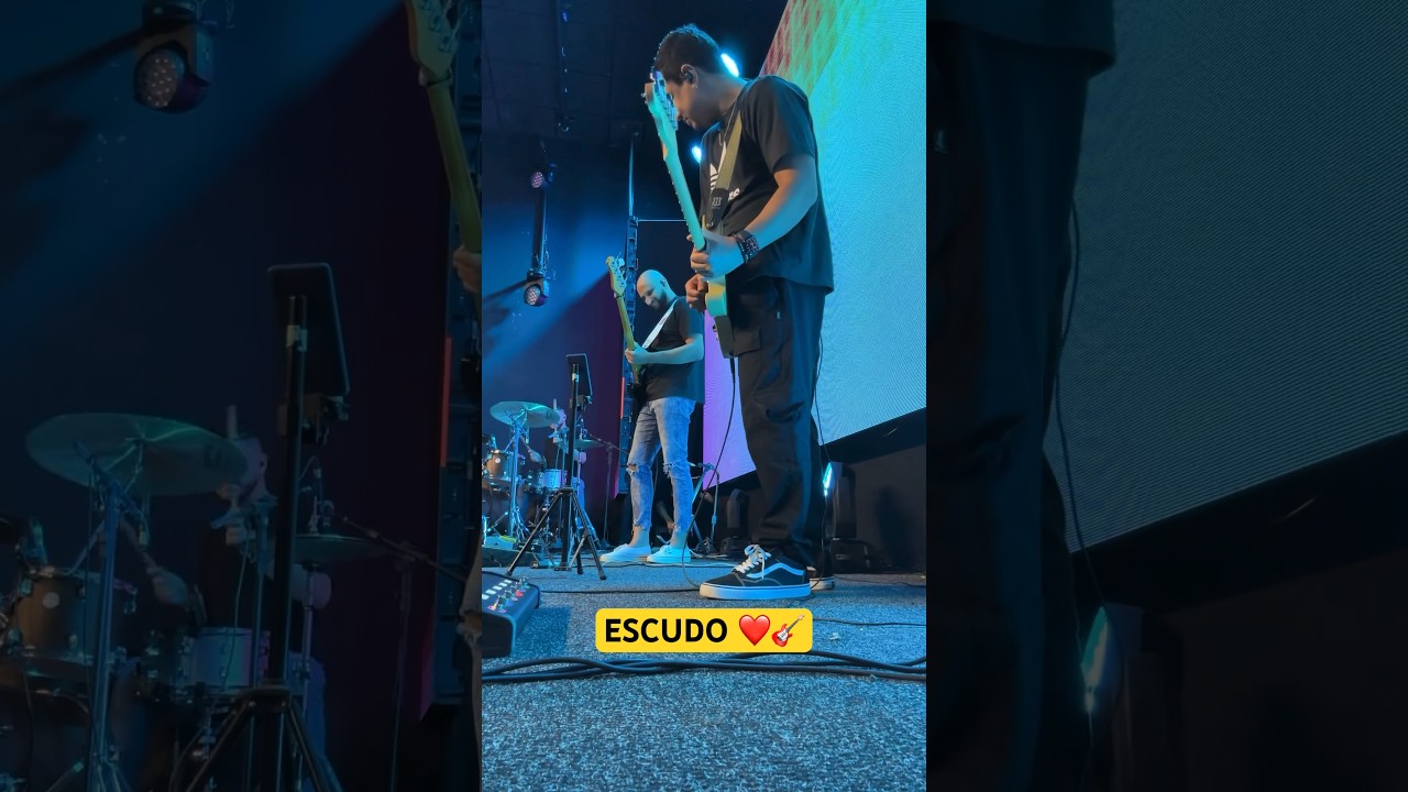 ESCUDO - LOUVOR NA IGREJA #guitar #guitarrista #guitarra #louvor