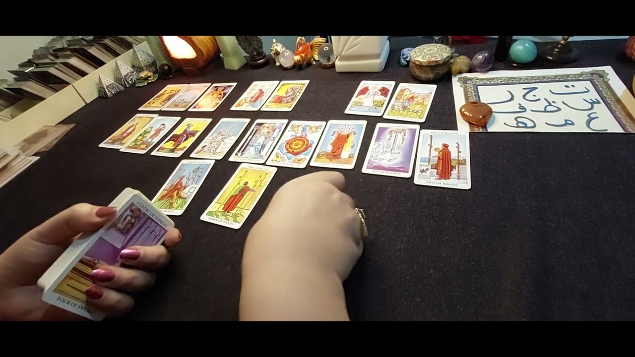 الكراش 🤓 كيف يراك 🧐 مشاعره تجاهك 😍 نواياه 😉