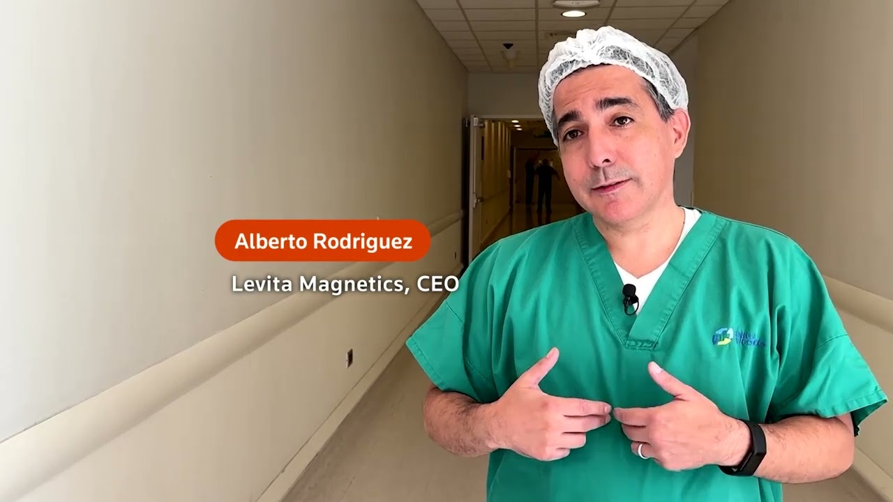 AI-guided camera makes solo surgery possible in Chile | REUTERS