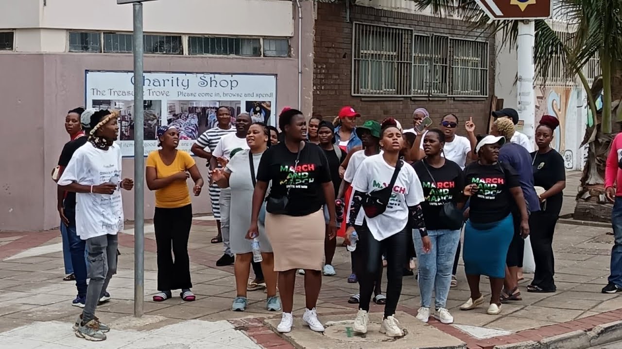South African Kids are being REPLACED by illegal Foreigners in SCHOOLS