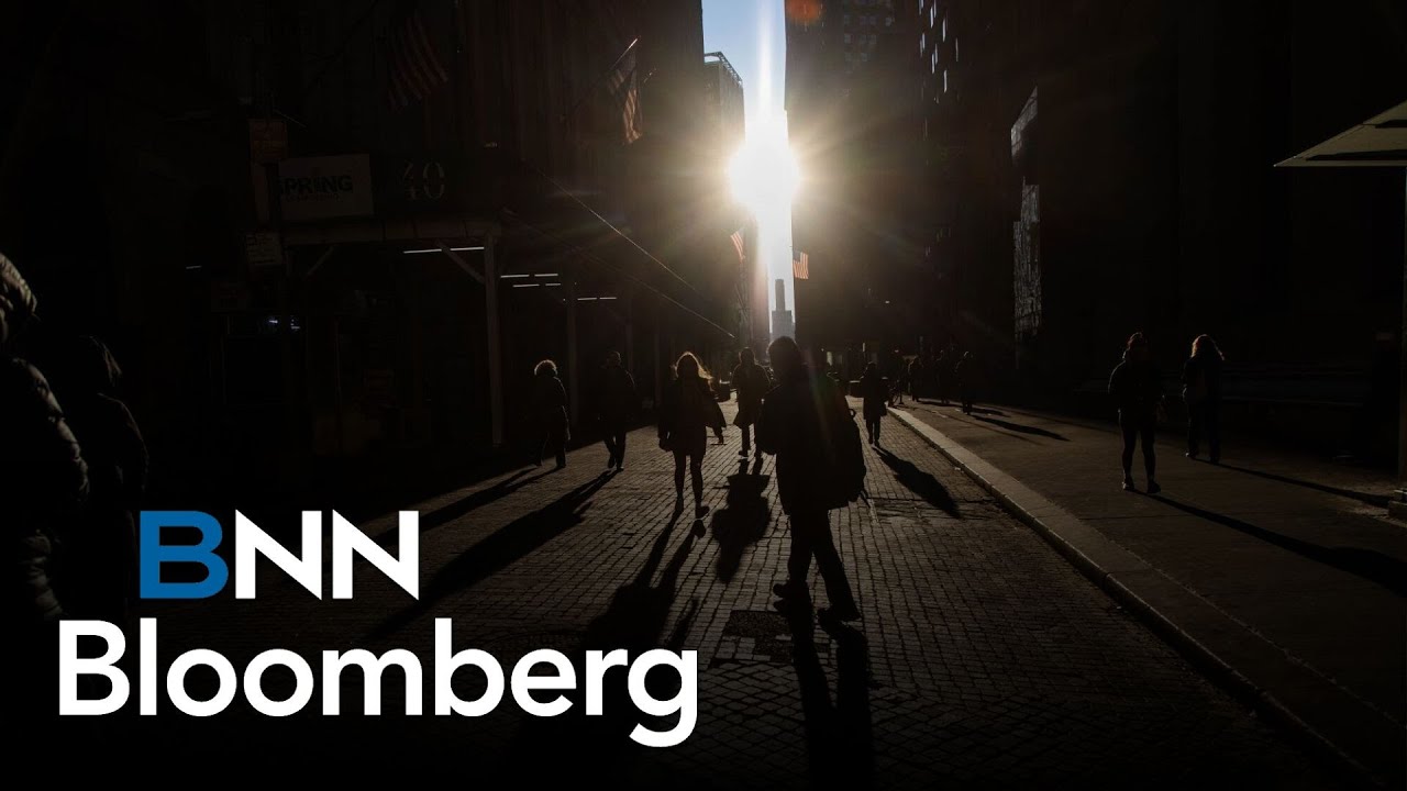 Earnings season in focus