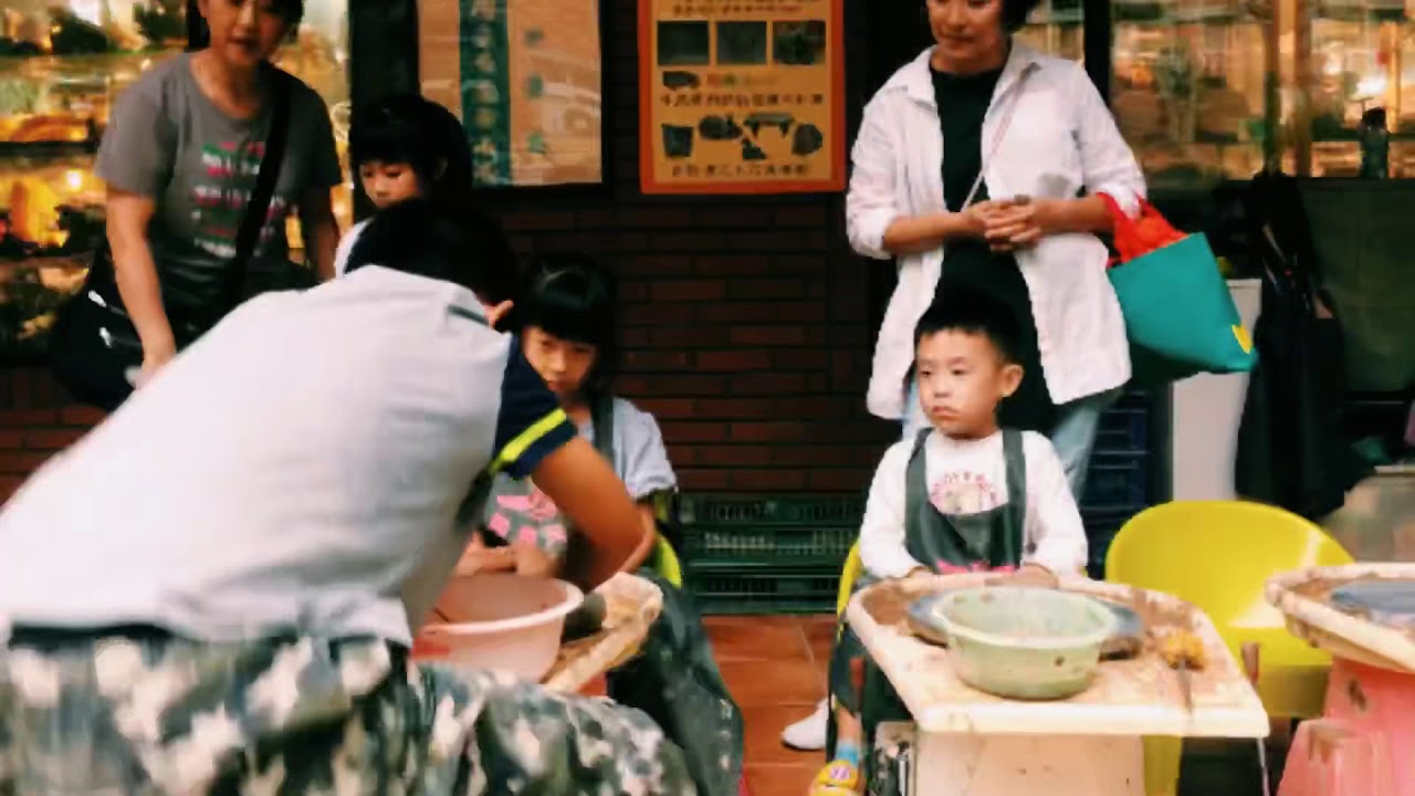 Welcome Yingge old street