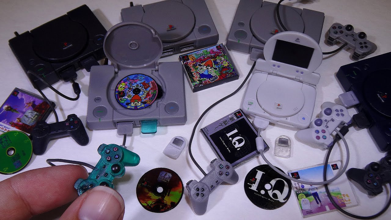 PlayStation History Collection 1 - Takara Tomy 1/6 scale gashapon video game systems!