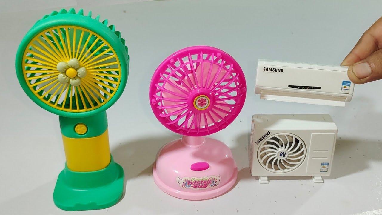 Strong Wind Fresh Summer Amazing Handheld Mini Fan With Air Conditioner