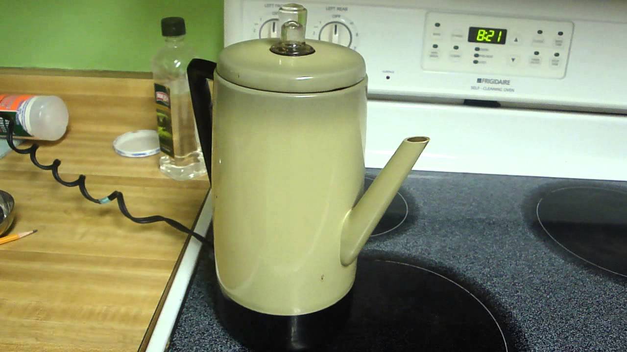 Making Coffee With My Mirro Matic Avacado Green 70s Percolator