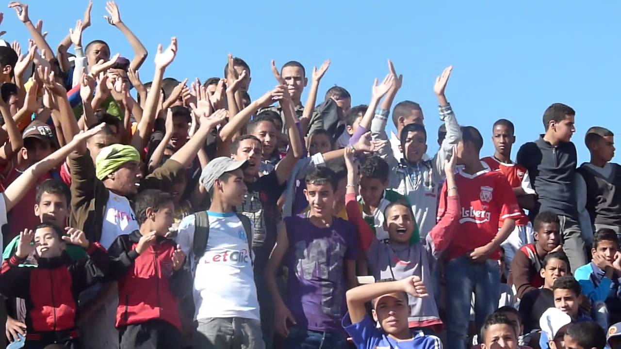 جمهور جوهرة الصحراء كليميم لكرة القدم